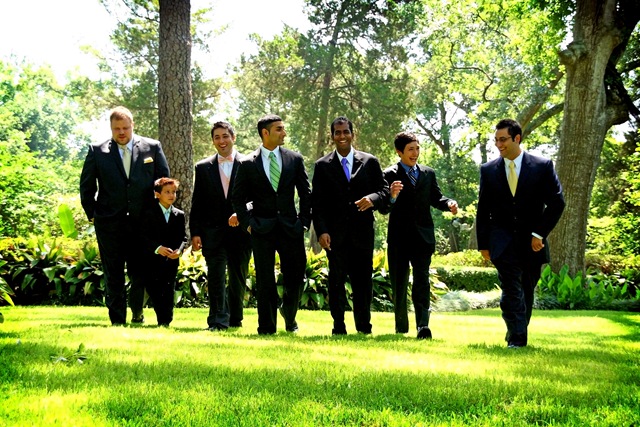 [edit1grooms[3].jpg]